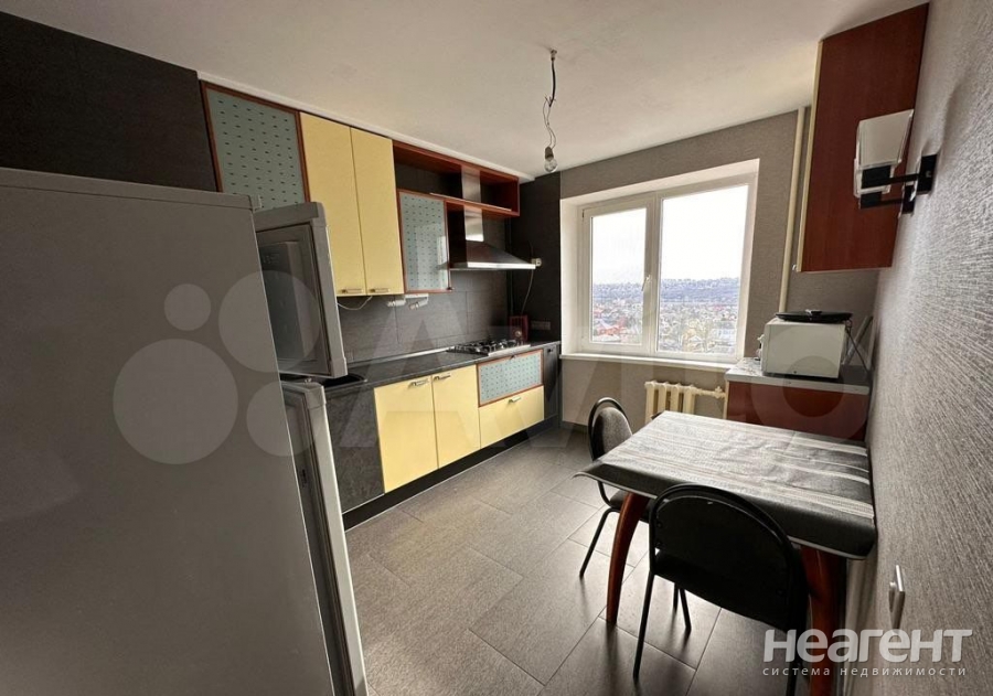 Продается 2-х комнатная квартира, 60 м²