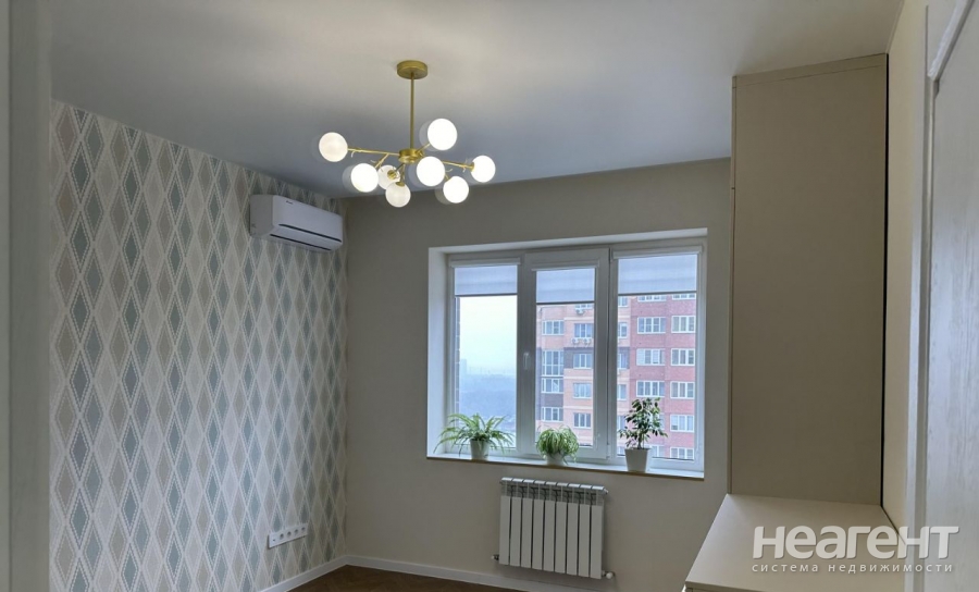 Продается 3-х комнатная квартира, 80 м²