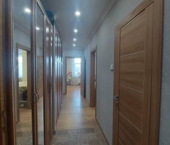 Продается Многокомнатная квартира, 91 м²