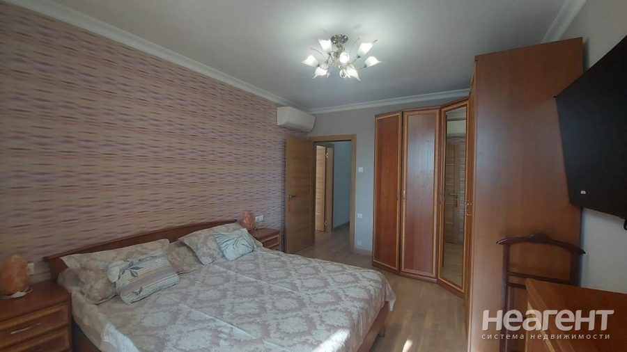 Продается Многокомнатная квартира, 91 м²