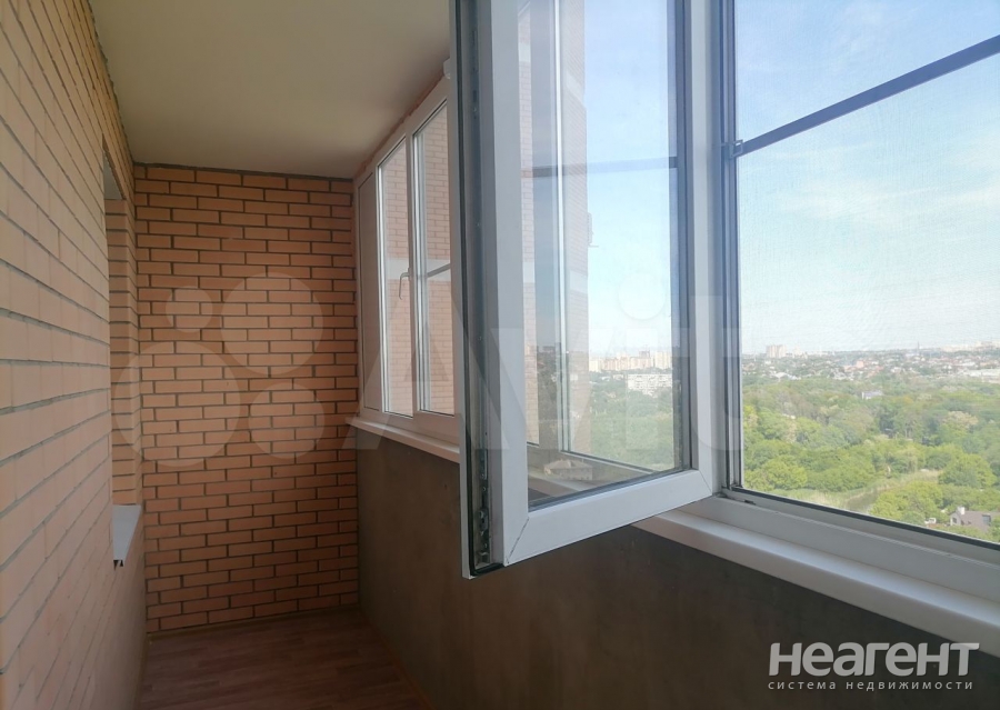 Продается 1-комнатная квартира, 43,3 м²