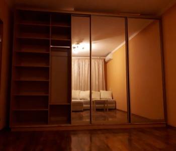 Сдается 1-комнатная квартира, 44 м²