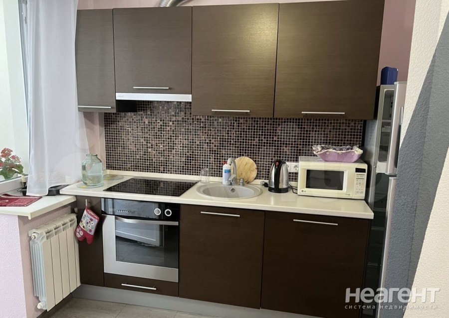 Продается 1-комнатная квартира, 45 м²