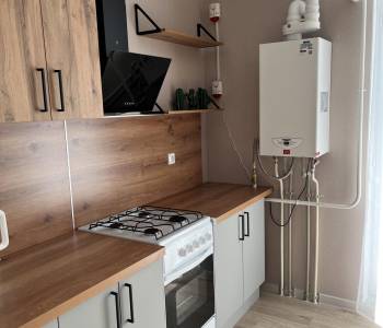 Сдается 1-комнатная квартира, 42 м²