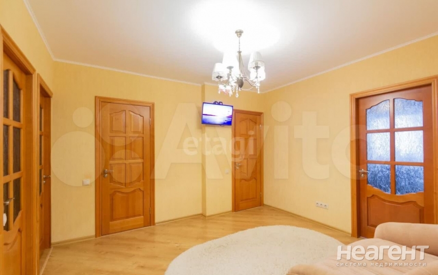 Продается 2-х комнатная квартира, 69 м²