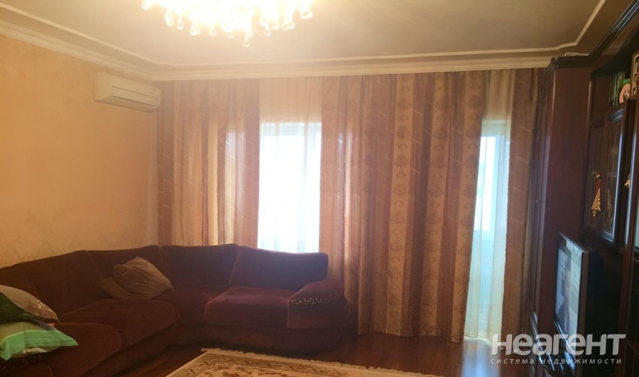 Продается 2-х комнатная квартира, 74 м²