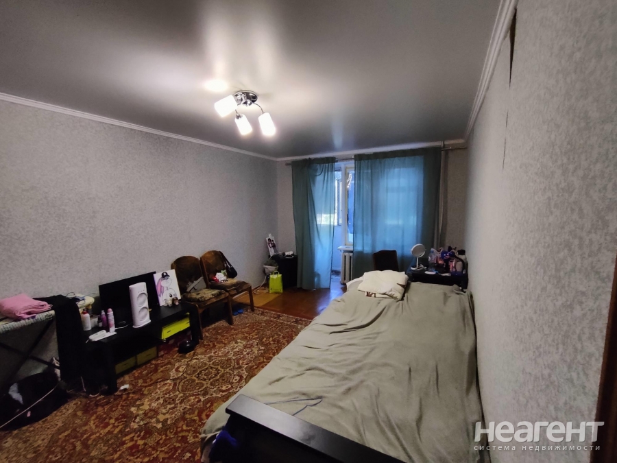 Продается 1-комнатная квартира, 34 м²