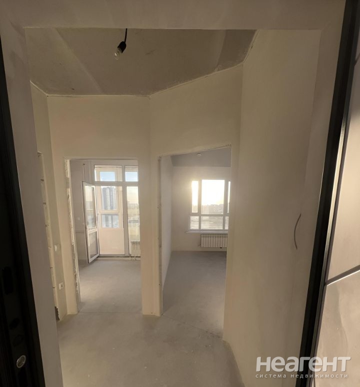 Продается 1-комнатная квартира, 32,7 м²