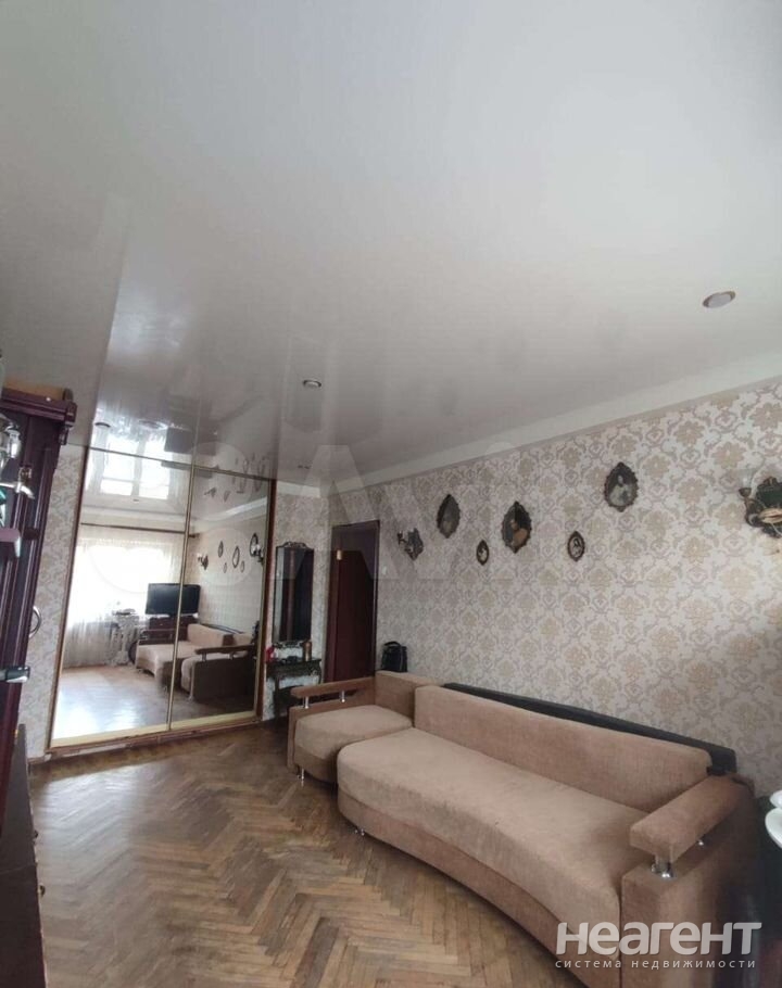 Продается 3-х комнатная квартира, 47,3 м²