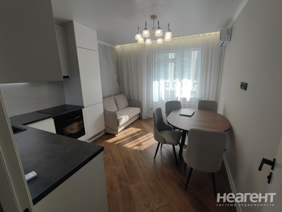 Продается 2-х комнатная квартира, 62 м²