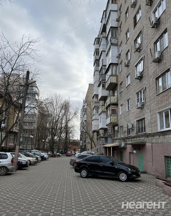 Продается 1-комнатная квартира, 32,8 м²