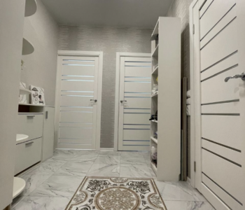 Продается 1-комнатная квартира, 40,8 м²