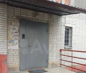 Продается 1-комнатная квартира, 37 м²