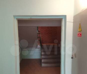 Продается 1-комнатная квартира, 37 м²