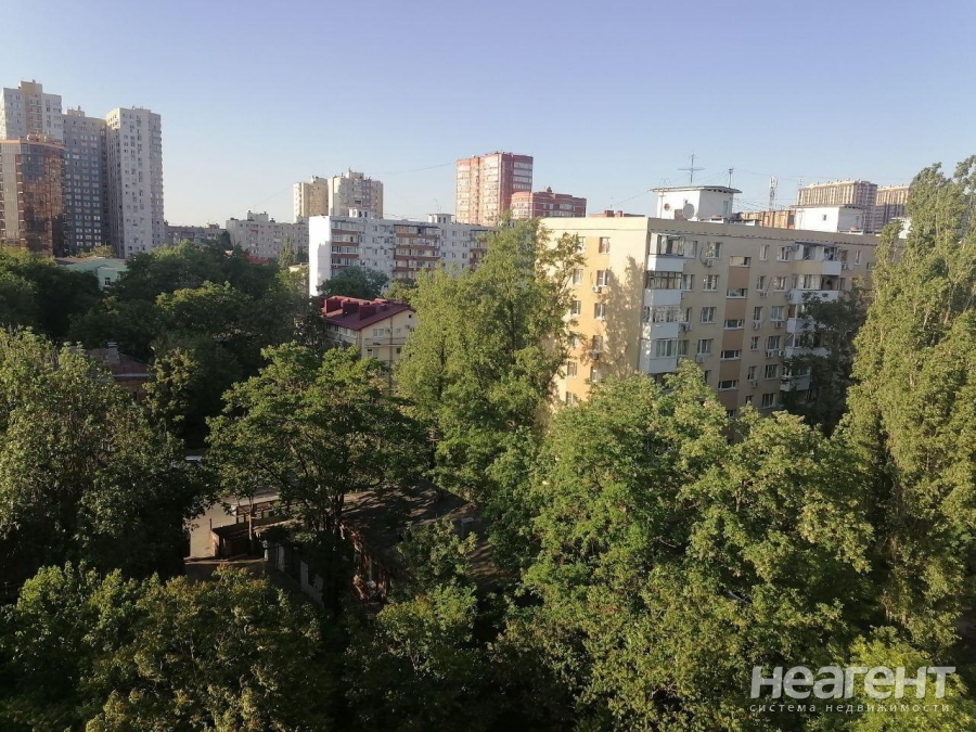 Продается 3-х комнатная квартира, 63 м²