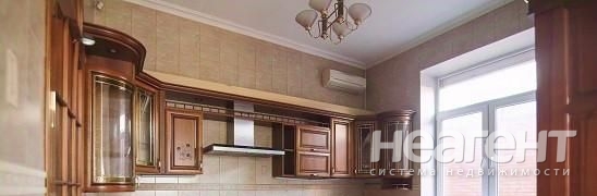 Продается Дом, 590 м²