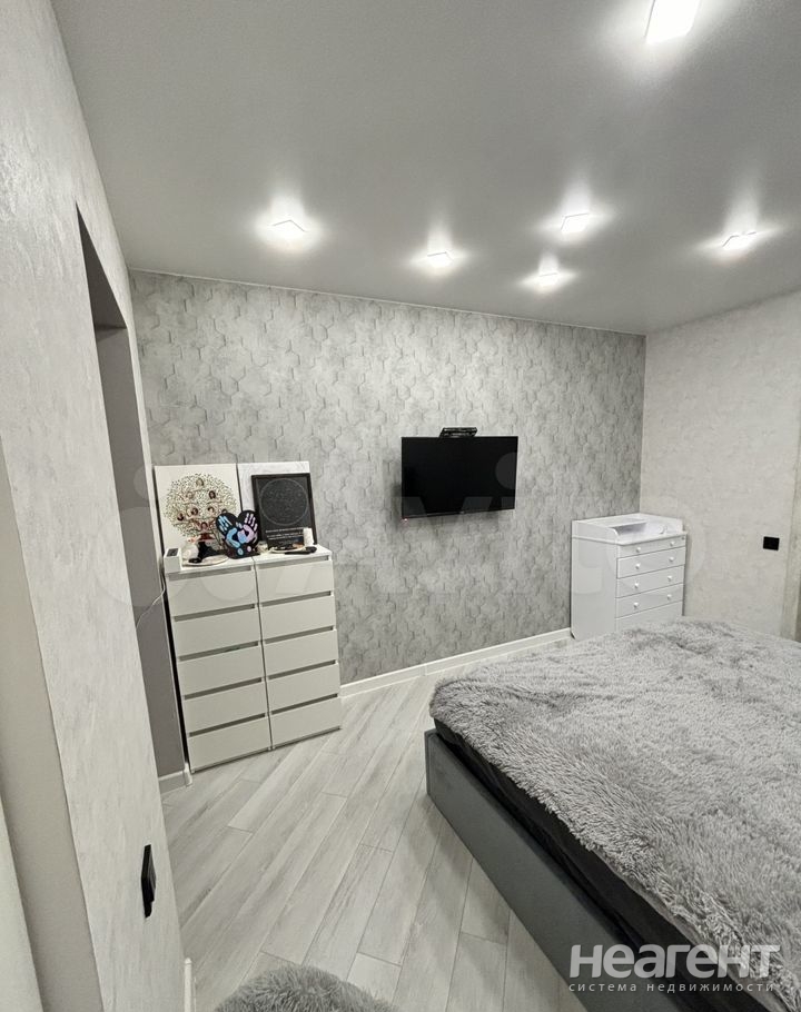 Продается 1-комнатная квартира, 30 м²