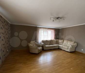 Продается Многокомнатная квартира, 95 м²