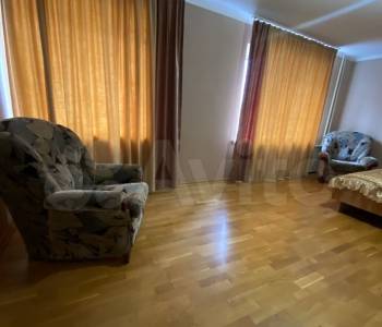 Продается Многокомнатная квартира, 95 м²