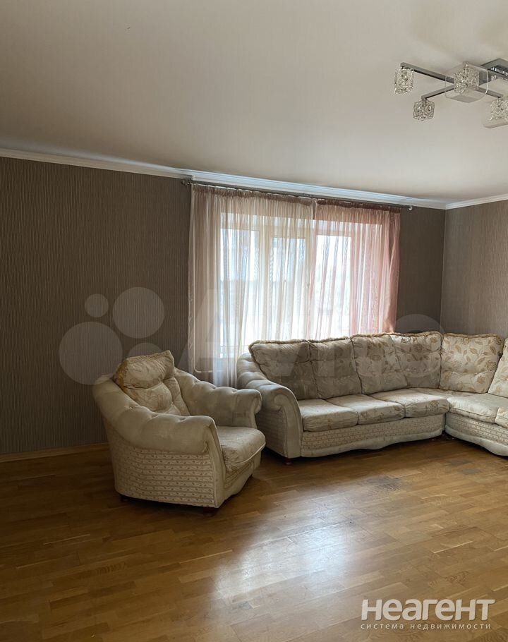 Продается Многокомнатная квартира, 95 м²