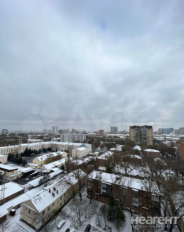 Продается 1-комнатная квартира, 46,8 м²