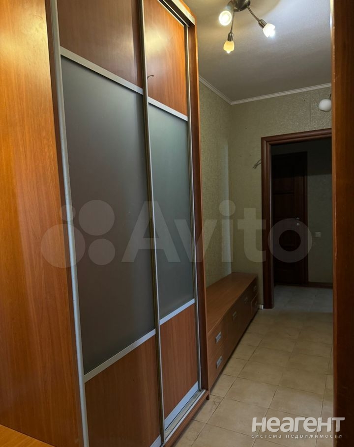 Продается 3-х комнатная квартира, 77 м²