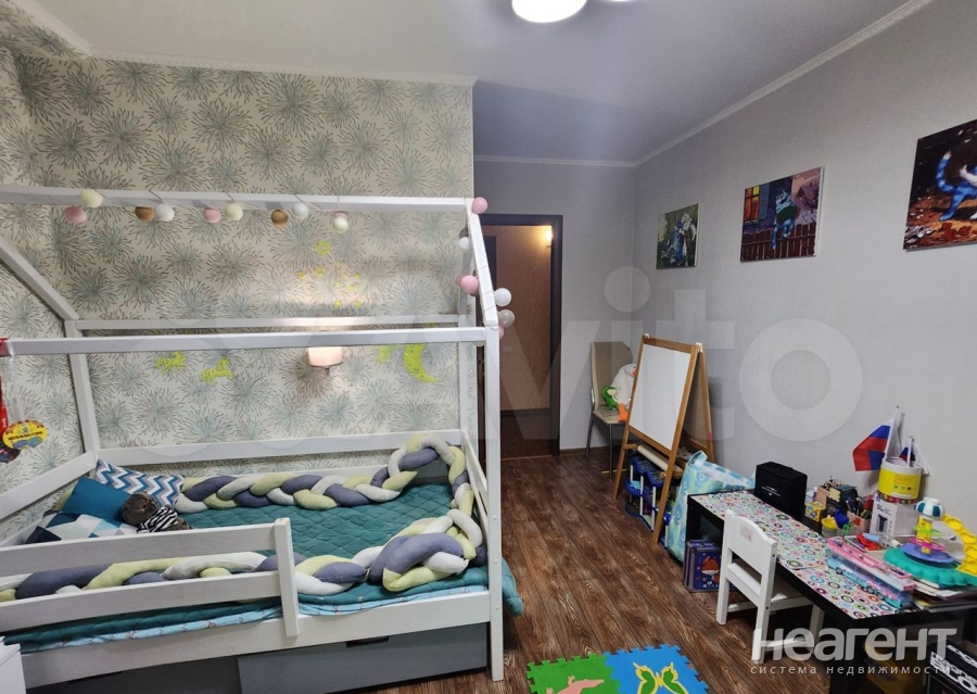 Продается 3-х комнатная квартира, 63 м²