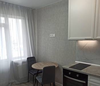 Продается 1-комнатная квартира, 38 м²