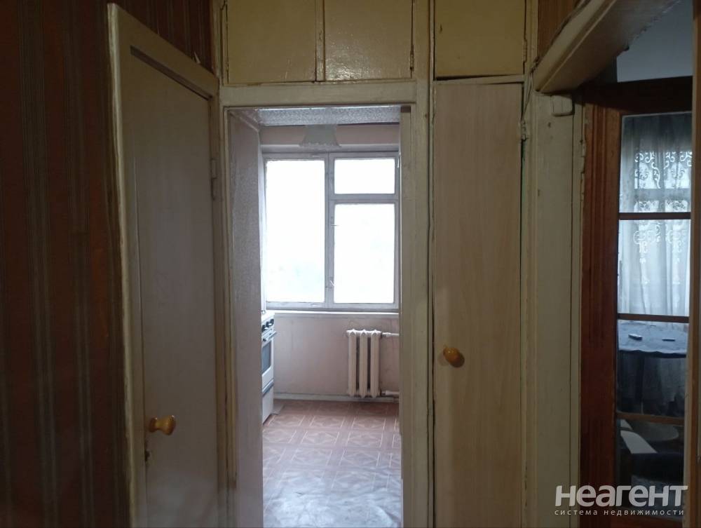 Продается 1-комнатная квартира, 30 м²