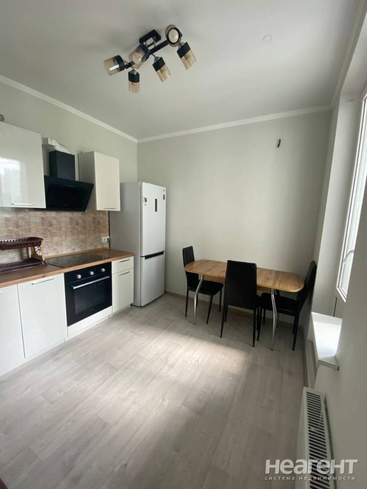 Продается 3-х комнатная квартира, 76,9 м²