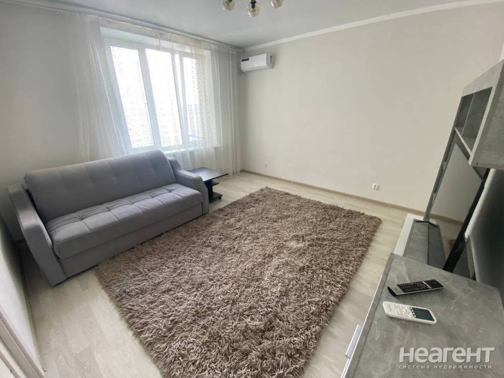 Продается 3-х комнатная квартира, 76,9 м²