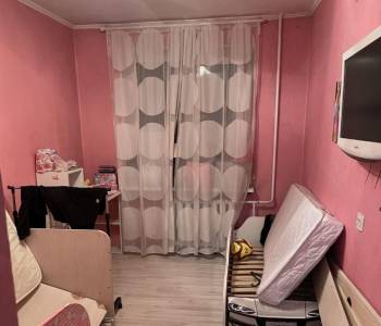 Продается 3-х комнатная квартира, 57 м²