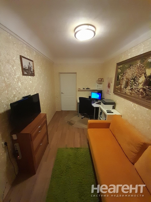 Продается 3-х комнатная квартира, 57 м²