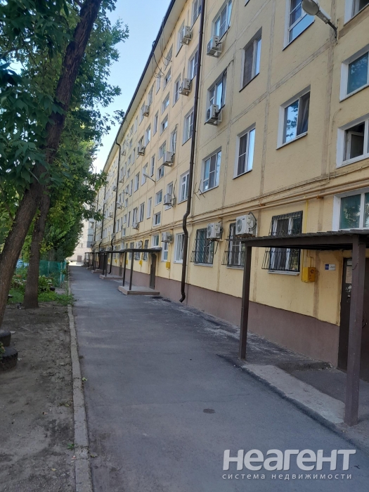 Продается 3-х комнатная квартира, 57 м²