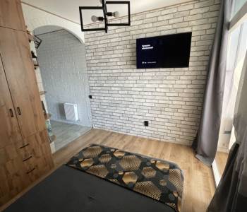 Продается 1-комнатная квартира, 33 м²
