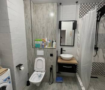 Продается 1-комнатная квартира, 33 м²