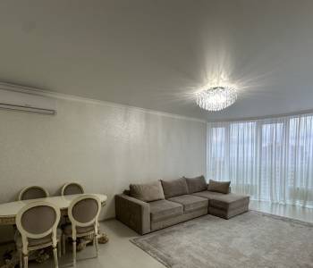 Продается 2-х комнатная квартира, 78,6 м²