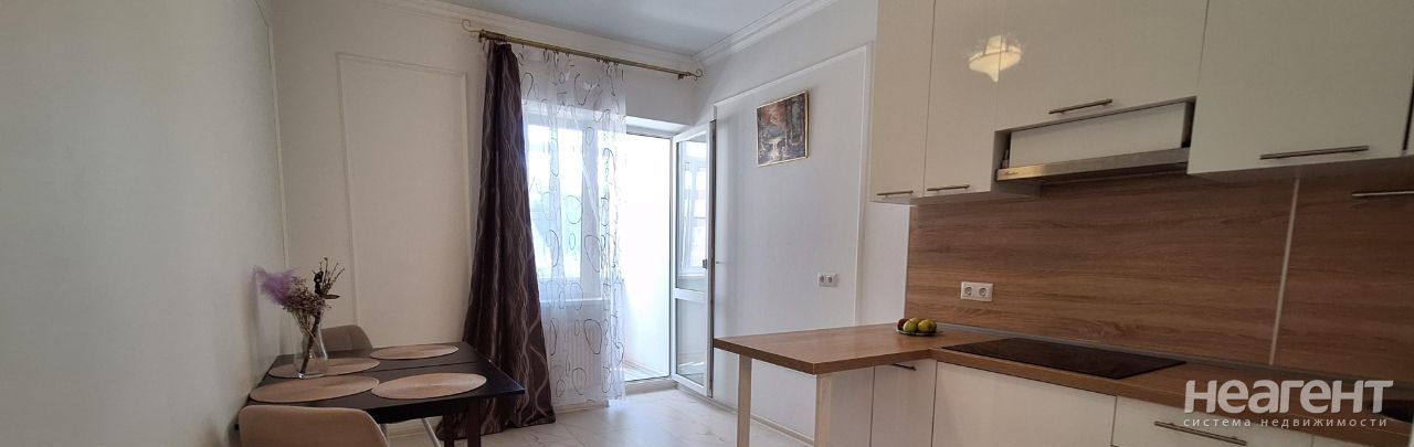 Продается 1-комнатная квартира, 39,7 м²