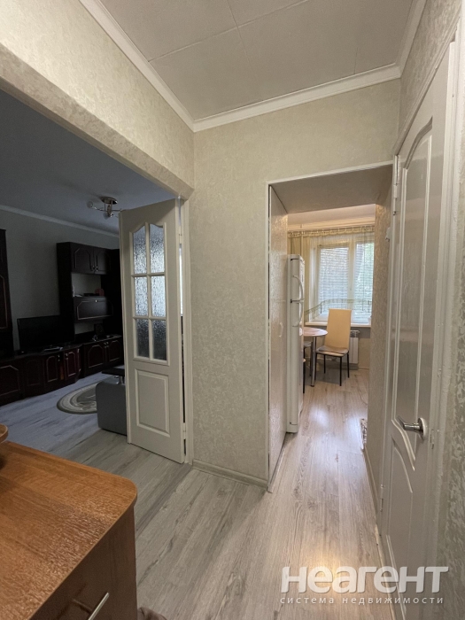 Продается 1-комнатная квартира, 30 м²