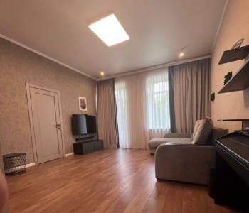 Продается 2-х комнатная квартира, 60 м²