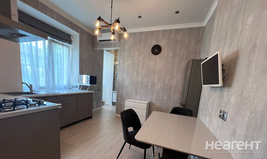 Продается 2-х комнатная квартира, 60 м²