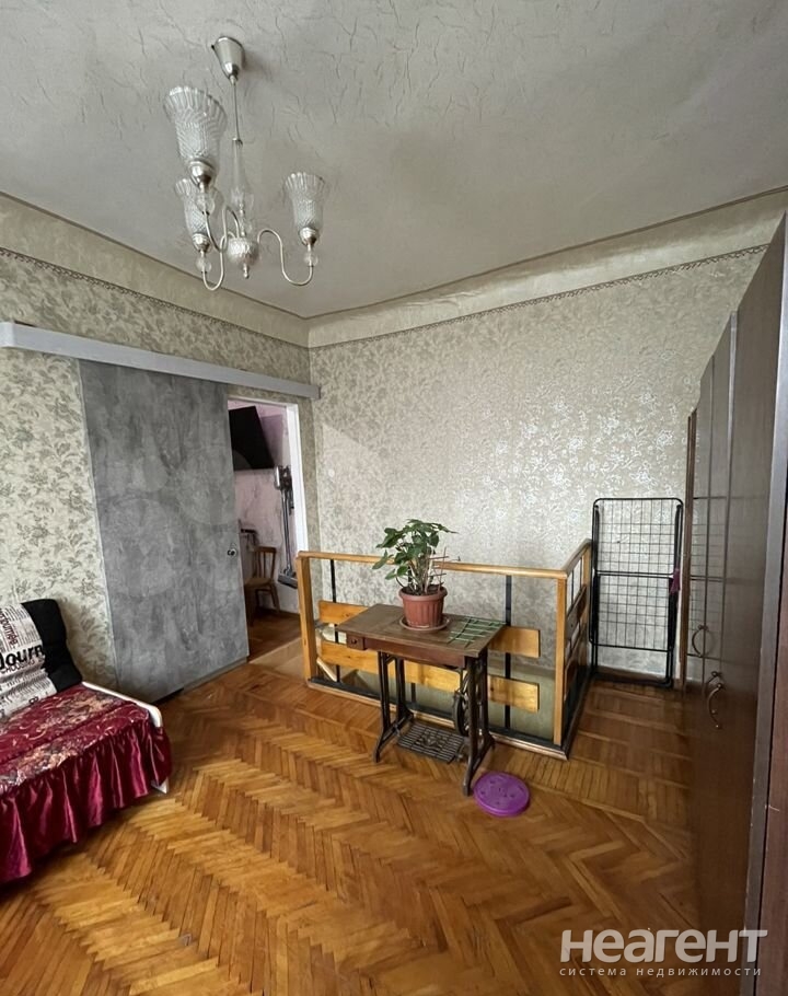 Продается 3-х комнатная квартира, 52,9 м²