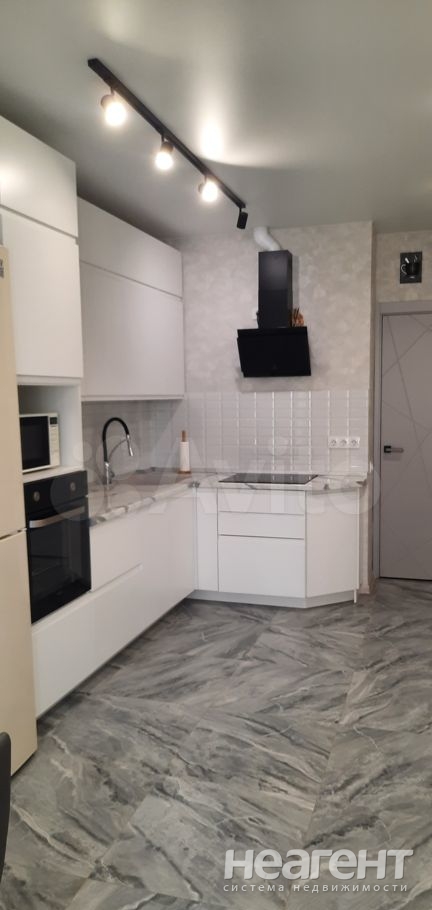 Продается 2-х комнатная квартира, 67 м²