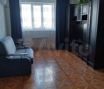 Продается 1-комнатная квартира, 41 м²