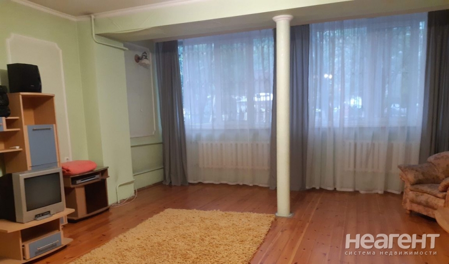 Продается 3-х комнатная квартира, 121,7 м²