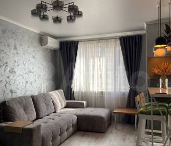 Продается 1-комнатная квартира, 37 м²