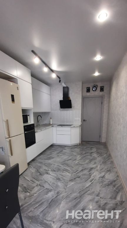 Продается 2-х комнатная квартира, 67 м²