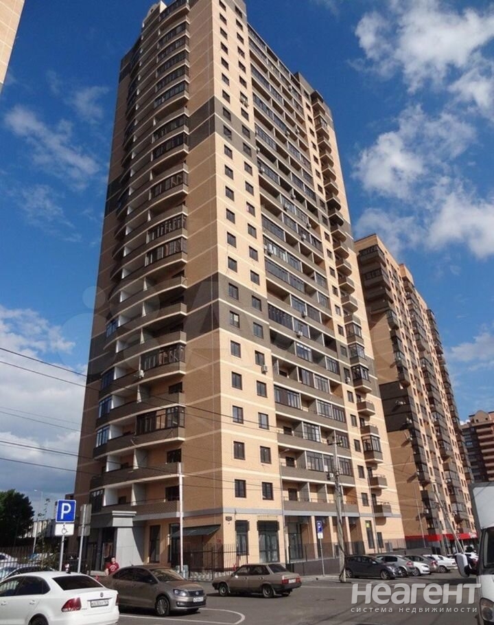 Продается 1-комнатная квартира, 37 м²