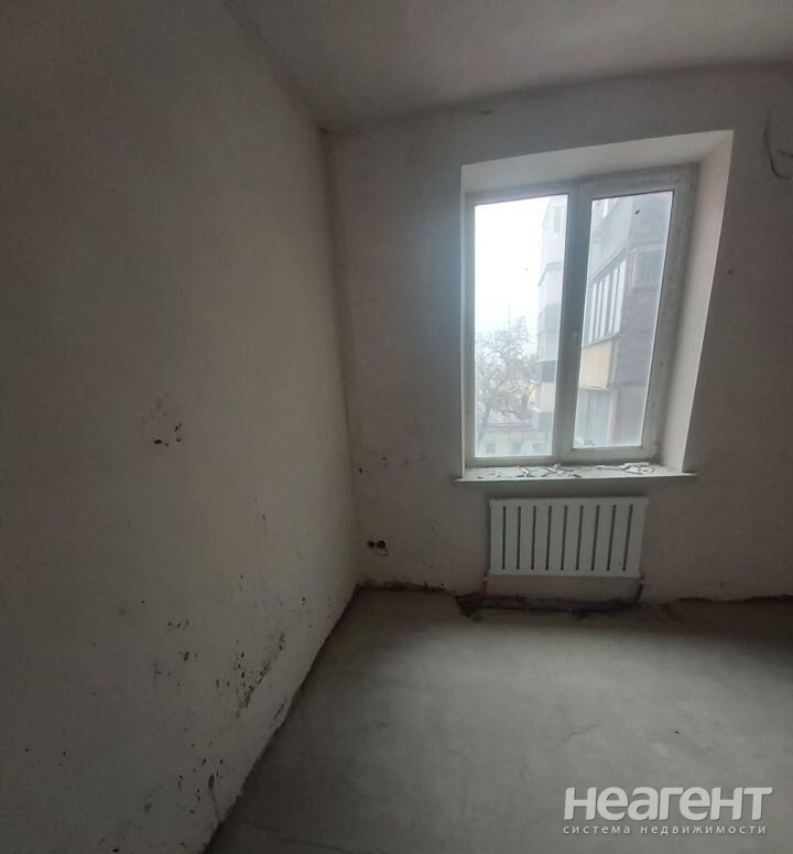 Продается Многокомнатная квартира, 82 м²