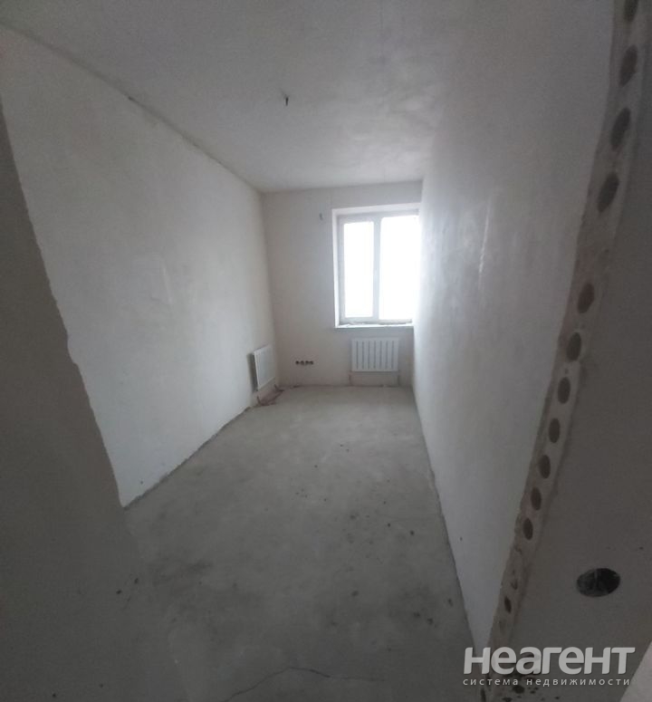 Продается Многокомнатная квартира, 82 м²